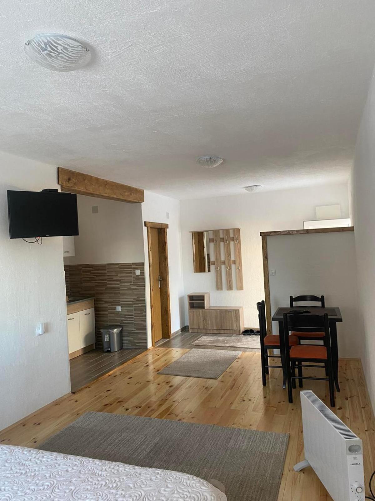 Studio Apartmani V&V Zabljak  Luaran gambar